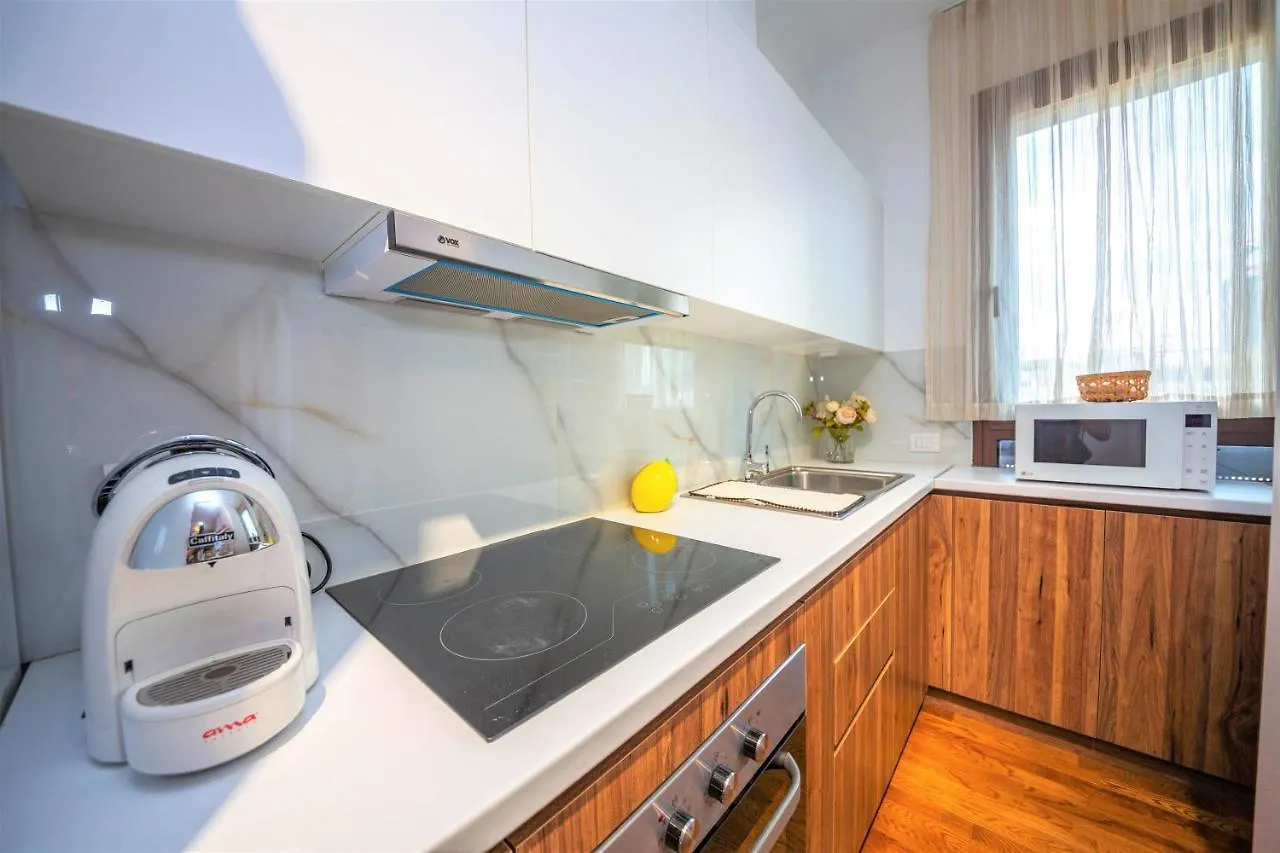 Central Green Terrace Apartment تيرانا